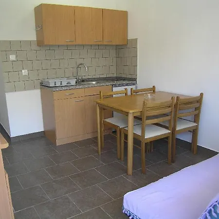 Huska Appartement *
